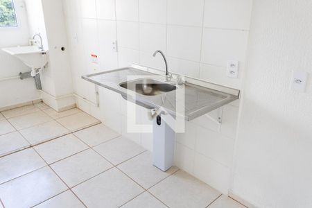 Apartamento para alugar com 41m², 2 quartos e sem vaga Apartamento para alugar com 41m², 2 quartos e sem vagaCozinha e Área de Serviço