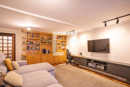Sala de TV de casa para alugar com 3 quartos, 212m² em Cidade das Flores, Osasco