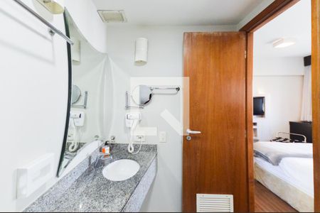 Studio para alugar com 29m², 1 quarto e 1 vaga Studio para alugar com 29m², 1 quarto e 1 vagaBanheiro