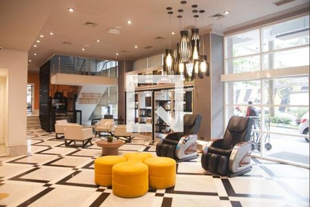 Studio para alugar com 29m², 1 quarto e 1 vaga Studio para alugar com 29m², 1 quarto e 1 vagaHall social