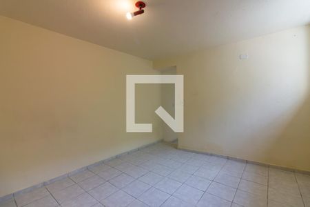 Quarto de casa para alugar com 1 quarto, 35m² em Santo Antônio, Osasco