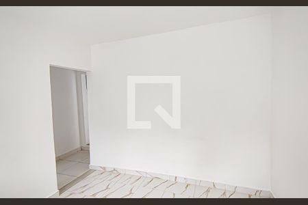 Sala de casa para alugar com 1 quarto, 75m² em Taquara, Rio de Janeiro