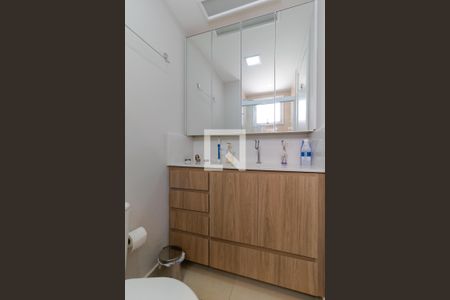 Banheiro de apartamento à venda com 3 quartos, 70m² em São Bernardo, Campinas