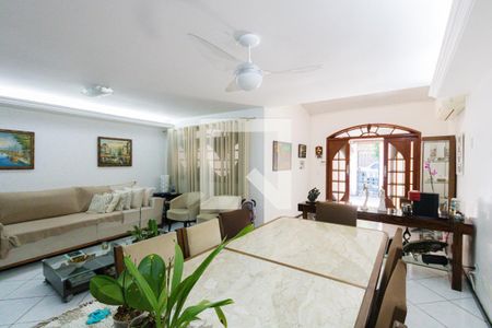 Sala de casa de condomínio à venda com 3 quartos, 380m² em Anil, Rio de Janeiro