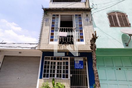 Casa para alugar com 80m², 2 quartos e sem vaga Casa para alugar com 80m², 2 quartos e sem vagaFachada