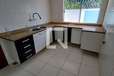 cozinha de casa à venda com 4 quartos, 230m² em Taquara, Rio de Janeiro