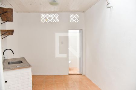 Cozinha de kitnet/studio para alugar com 1 quarto, 17m² em Higienópolis, Porto Alegre