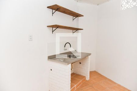 Cozinha de kitnet/studio para alugar com 1 quarto, 17m² em Higienópolis, Porto Alegre