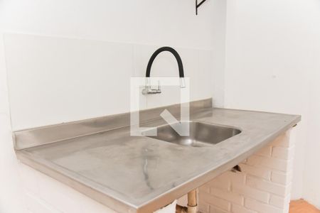 Cozinha de kitnet/studio para alugar com 1 quarto, 17m² em Higienópolis, Porto Alegre