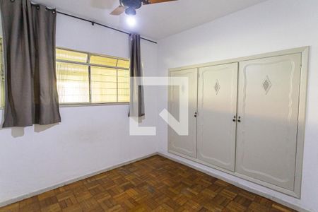 Quarto 1 de apartamento para alugar com 2 quartos, 100m² em Cruzeiro, Belo Horizonte