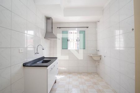 Sala e Cozinha de casa para alugar com 1 quarto, 30m² em Vila Pereira Cerca, São Paulo