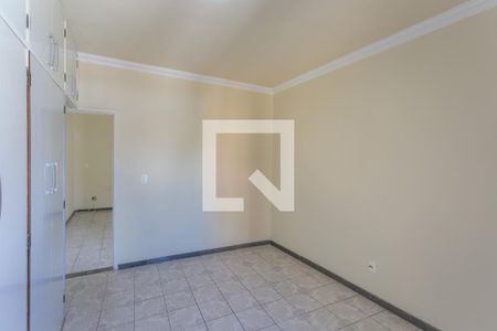 Quarto 1 de casa para alugar com 2 quartos, 64m² em São Marcos, Belo Horizonte