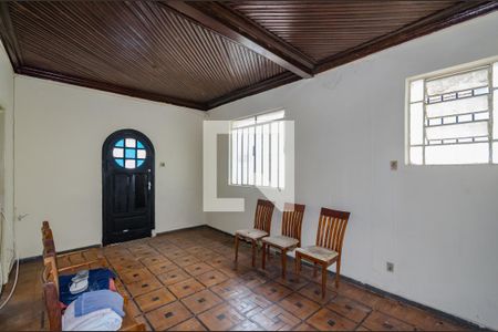 Sala de casa à venda com 3 quartos, 130m² em Carlos Prates, Belo Horizonte
