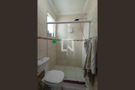 Casa à venda com 240m², 3 quartos e 2 vagas Casa à venda com 240m², 3 quartos e 2 vagasBanheiro da Suíte