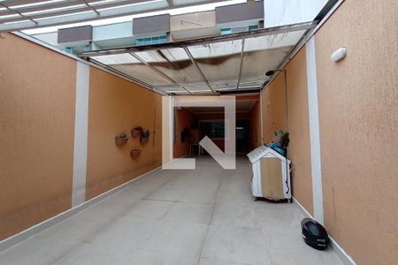 Casa à venda com 240m², 3 quartos e 2 vagas Casa à venda com 240m², 3 quartos e 2 vagasGaragem