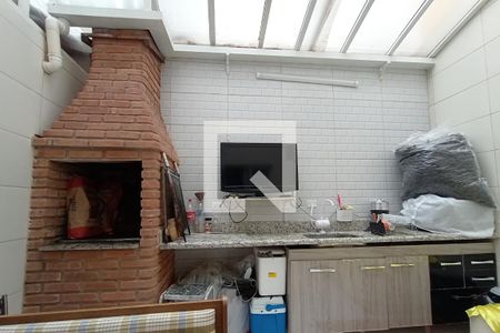 Casa à venda com 240m², 3 quartos e 2 vagas Casa à venda com 240m², 3 quartos e 2 vagasÁrea Gourmet