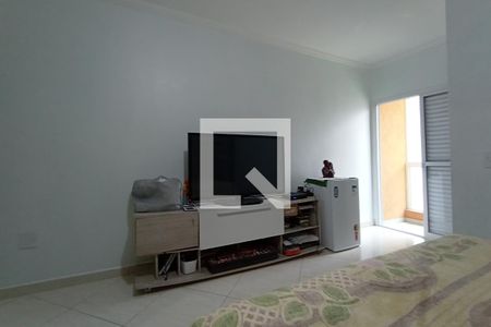 Casa à venda com 240m², 3 quartos e 2 vagas Casa à venda com 240m², 3 quartos e 2 vagasQuarto 3 - Suíte