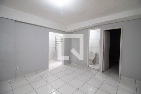 Sala de kitnet/studio para alugar com 1 quarto, 30m² em Jardim Lucia, São Paulo