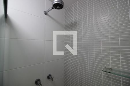 Banheiro de kitnet/studio à venda com 1 quarto, 31m² em Sumarezinho, São Paulo