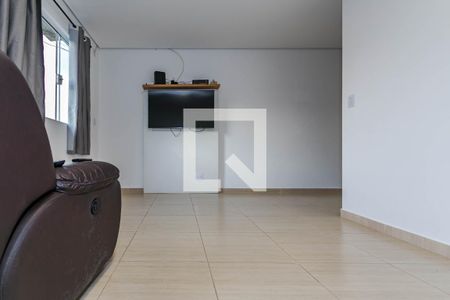 Sala de casa para alugar com 2 quartos, 200m² em Vila Melchizedec, Mogi das Cruzes