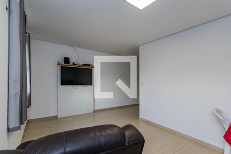 Sala de casa para alugar com 2 quartos, 200m² em Vila Melchizedec, Mogi das Cruzes