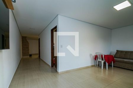 Sala de casa para alugar com 2 quartos, 200m² em Vila Melchizedec, Mogi das Cruzes