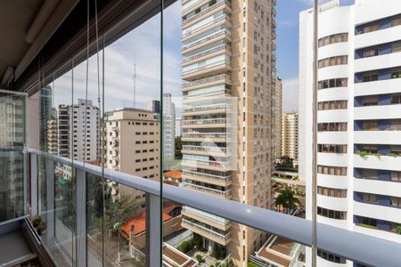 Varanda de kitnet/studio para alugar com 1 quarto, 41m² em Indianópolis, São Paulo