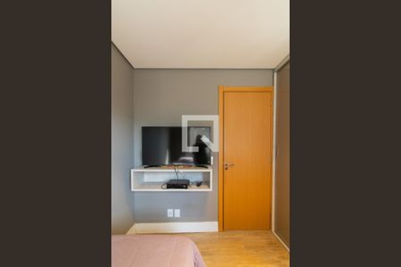 Quarto 1 de apartamento à venda com 2 quartos, 62m² em Teresópolis, Porto Alegre