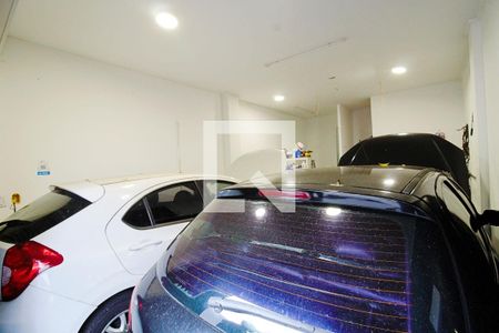 Casa à venda com 780m², 4 quartos e 5 vagas Casa à venda com 780m², 4 quartos e 5 vagasEdícula lateral