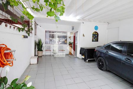 Casa à venda com 780m², 4 quartos e 5 vagas Casa à venda com 780m², 4 quartos e 5 vagasGaragem