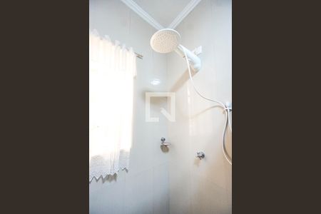 Casa à venda com 150m², 3 quartos e 6 vagas Casa à venda com 150m², 3 quartos e 6 vagasChuveiro