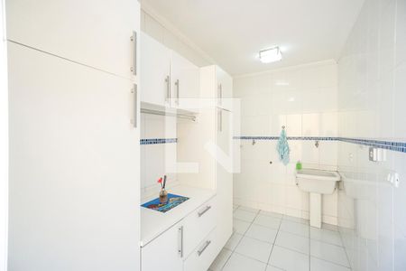 Casa à venda com 150m², 3 quartos e 6 vagas Casa à venda com 150m², 3 quartos e 6 vagasÁrea de serviço