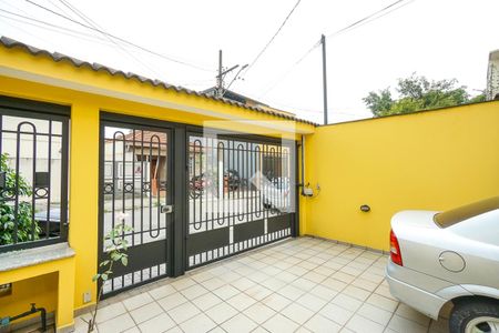 Casa à venda com 150m², 3 quartos e 6 vagas Casa à venda com 150m², 3 quartos e 6 vagasGaragem