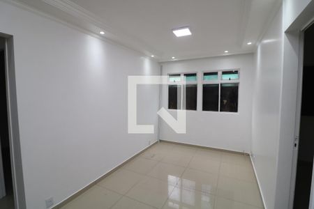 Sala de apartamento para alugar com 2 quartos, 49m² em Jardim Santa Terezinha, São Paulo