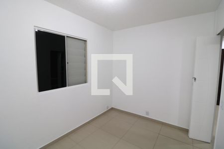 Quarto 2 de apartamento para alugar com 2 quartos, 49m² em Jardim Santa Terezinha, São Paulo