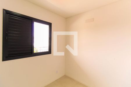 Quarto 1 de apartamento para alugar com 2 quartos, 42m² em Vila Bertioga, São Paulo