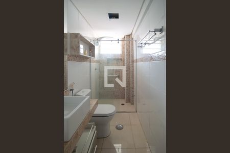 Banheiro Social de apartamento para alugar com 1 quarto, 38m² em Bela Vista, São Paulo