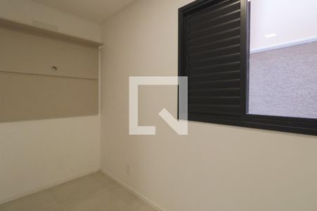 Quarto 1 de apartamento para alugar com 2 quartos, 42m² em Vila Bertioga, São Paulo