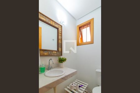 Lavabo de casa para alugar com 3 quartos, 165m² em Guarujá, Porto Alegre