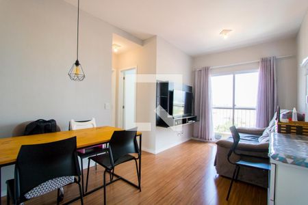 Sala de apartamento para alugar com 2 quartos, 55m² em Vila Humaitá, Santo André