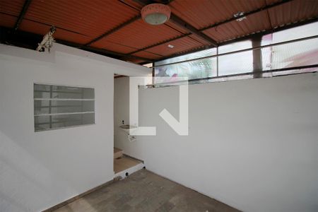 Varanda coberta de apartamento para alugar com 2 quartos, 90m² em Floresta, Belo Horizonte