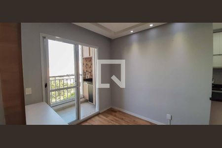 Sala de apartamento à venda com 2 quartos, 59m² em Continental, Osasco