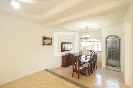 Sala de casa para alugar com 3 quartos, 360m² em Campo Grande, Rio de Janeiro