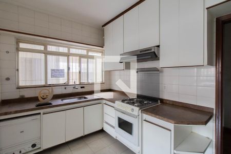 Cozinha de casa à venda com 4 quartos, 250m² em Jardim Eliana, Guarulhos