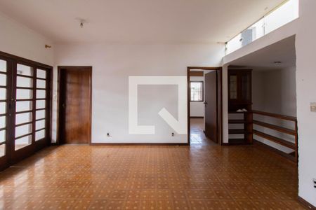 Hall dos Quartos de casa para alugar com 4 quartos, 250m² em Vila Barros, Guarulhos