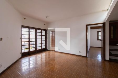 Hall dos Quartos de casa para alugar com 4 quartos, 250m² em Vila Barros, Guarulhos