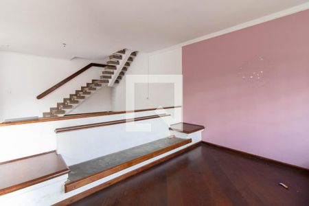 Sala de casa para alugar com 4 quartos, 250m² em Vila Barros, Guarulhos