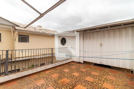 Casa à venda com 255m², 4 quartos e 2 vagas