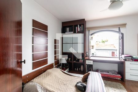 Casa à venda com 255m², 4 quartos e 2 vagas