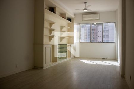 Apartamento à venda com 105m², 3 quartos e sem vagaSala